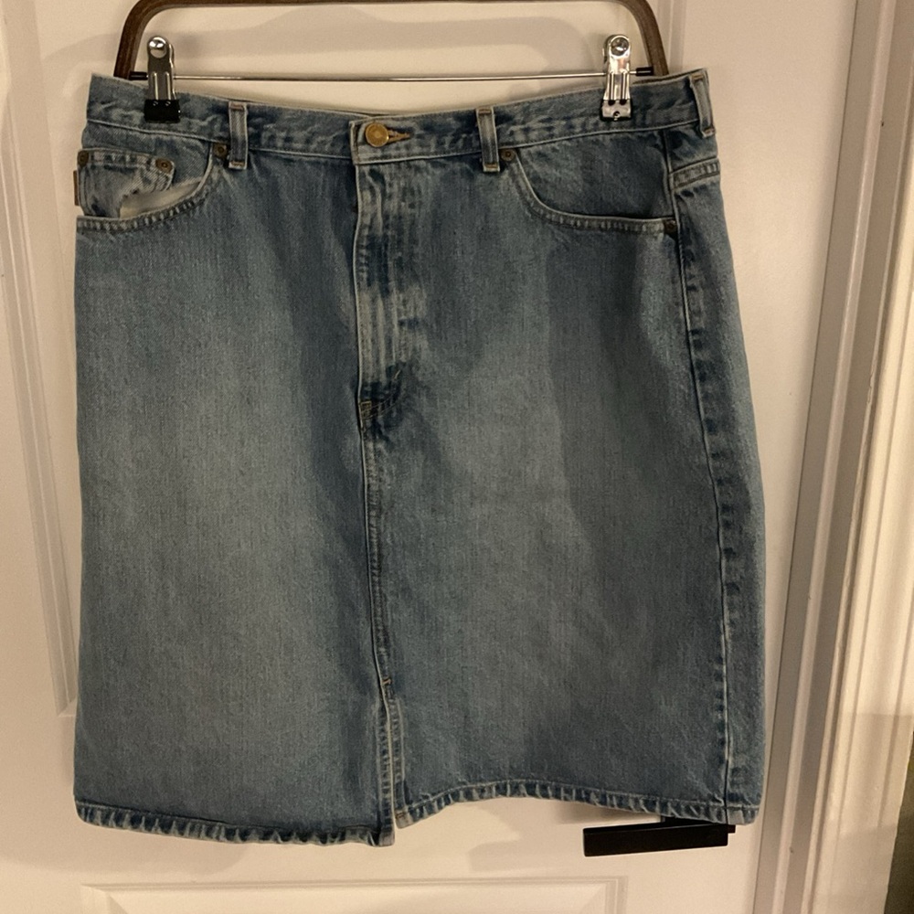 Eddie Bauer - Medium Wash Classic Denim Skirt - Blue - Ladies Size 16
